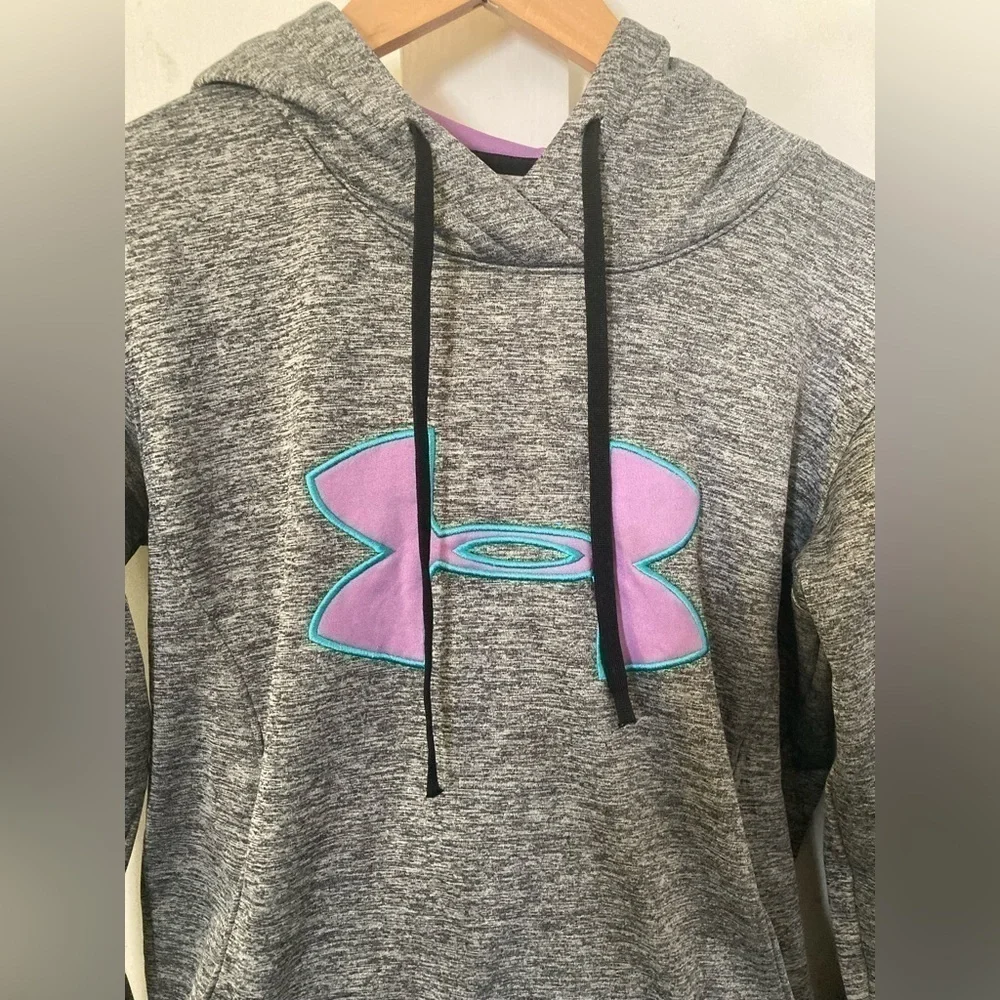 UNDER Armour Storm graphic hoodie size small medium